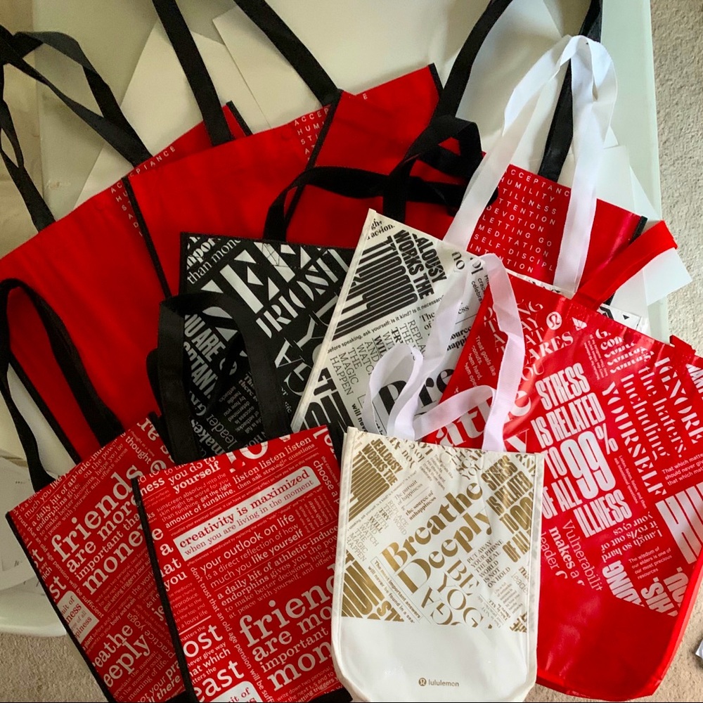 9 Lululemon Bags